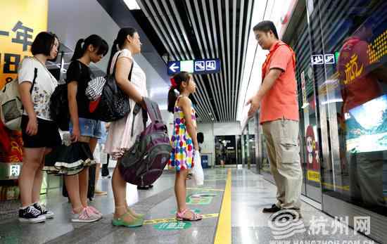 杭州地铁开通 杭州地铁已开通4年 明年将再添3段线路