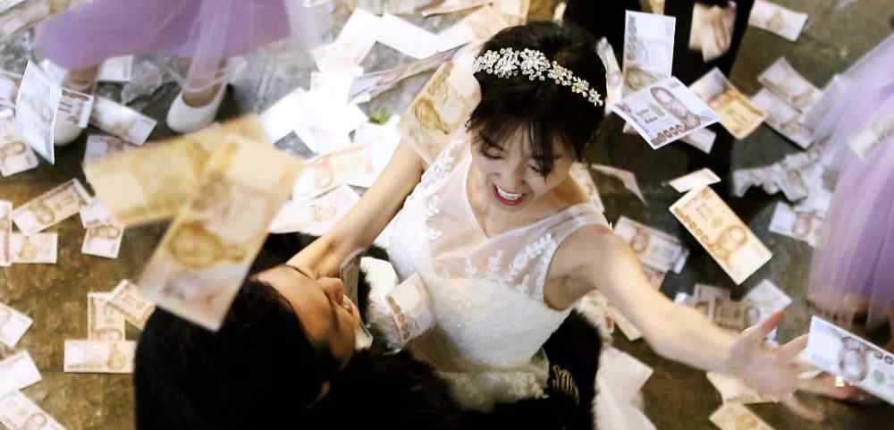 于莎莎演技 《亿万懦夫》上映，张子栋于莎莎主演，喜剧明星云集，口碑却扑街