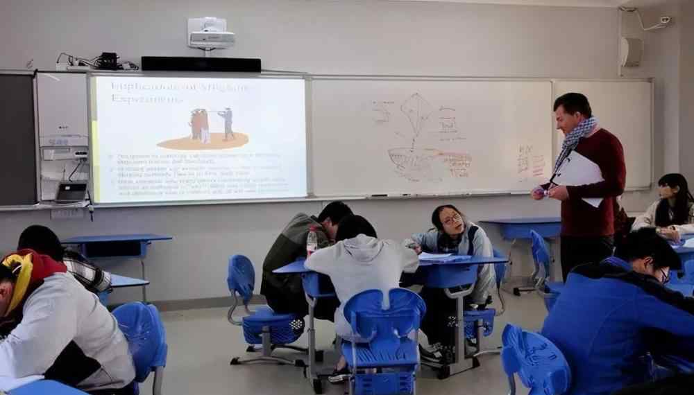 非师范类教师报名条件 考教师资格证，师范生和非师范生的“3个差别”，了解清楚再报名