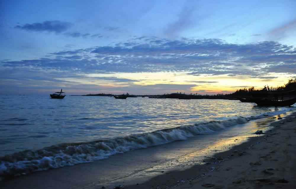 白浪滩 钦州三娘湾不收门票，三娘湾旅游能否和北海银滩防城港白浪滩形成三足鼎立？