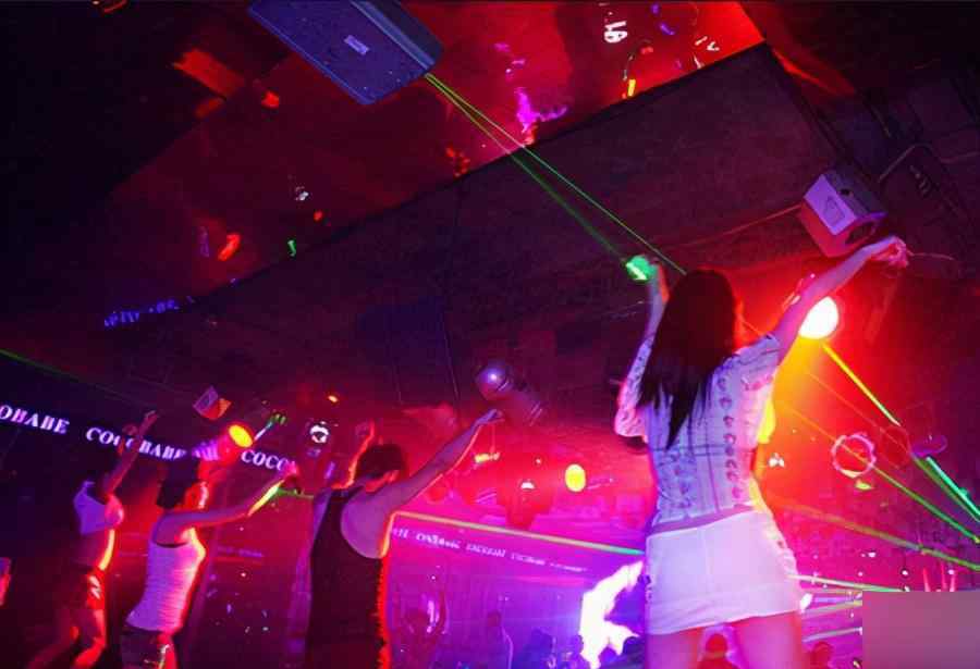 中国刑事大案 中国刑侦大案之：沈阳15名舞女被害案，凶手竟是有着200名工人的厂长
