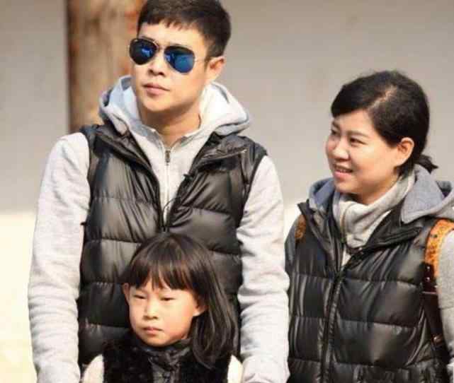 小沈阳的女儿 有一种“争气”叫小沈阳女儿，8岁时被嘲是最丑星二代，6年后终于长开了！