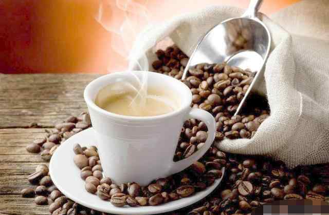 经常喝咖啡对身体有害吗 长期喝咖啡对身体会有什么危害？喝咖啡对身体有好处吗？