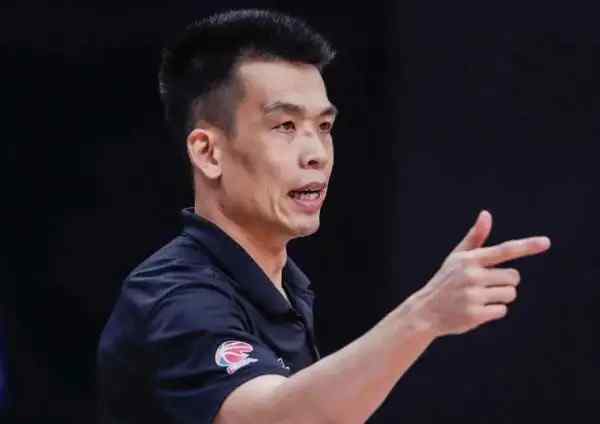 解立彬 本土解立彬、外教帕亚加尼谁更适合目前3连败的北京首钢？