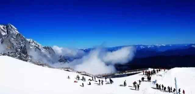 玉龙雪山云杉坪索道 玉龙雪山索道牦牛坪、云杉坪、冰川大索道的区别