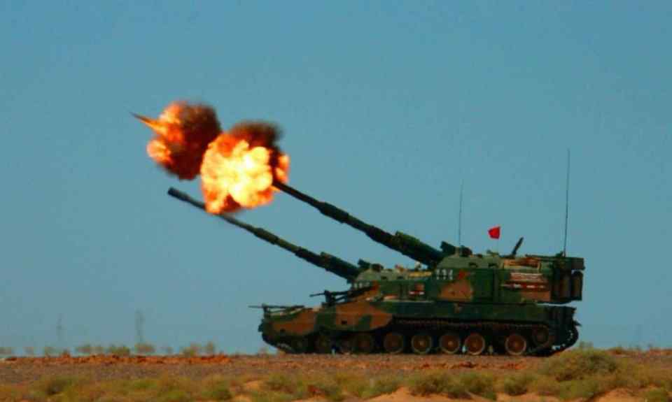 加榴炮 为何中国淘汰152加榴炮，最终选择155榴弹炮？