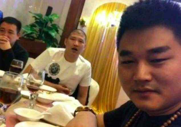 快手辛有志有几个亿 快手最能吹牛的4大土豪：丁老五上榜，第一自称玩快手刷了一个亿