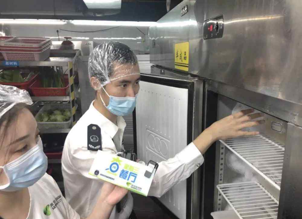 找啥网 找什么网红茶餐厅，来大鹏这家港式茶餐厅的后厨看看，不香吗？