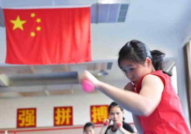 李静雯 杭州14岁少女成“拳王” 她付出的汗水远超想象