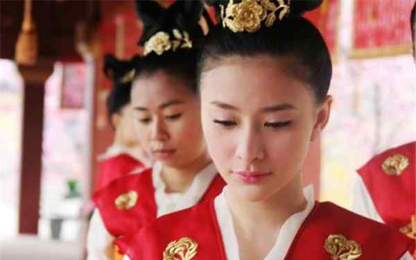 古代美女与皇上的过程 揭秘古代皇帝选妃裸检全过程 无毛的妃子最受宠