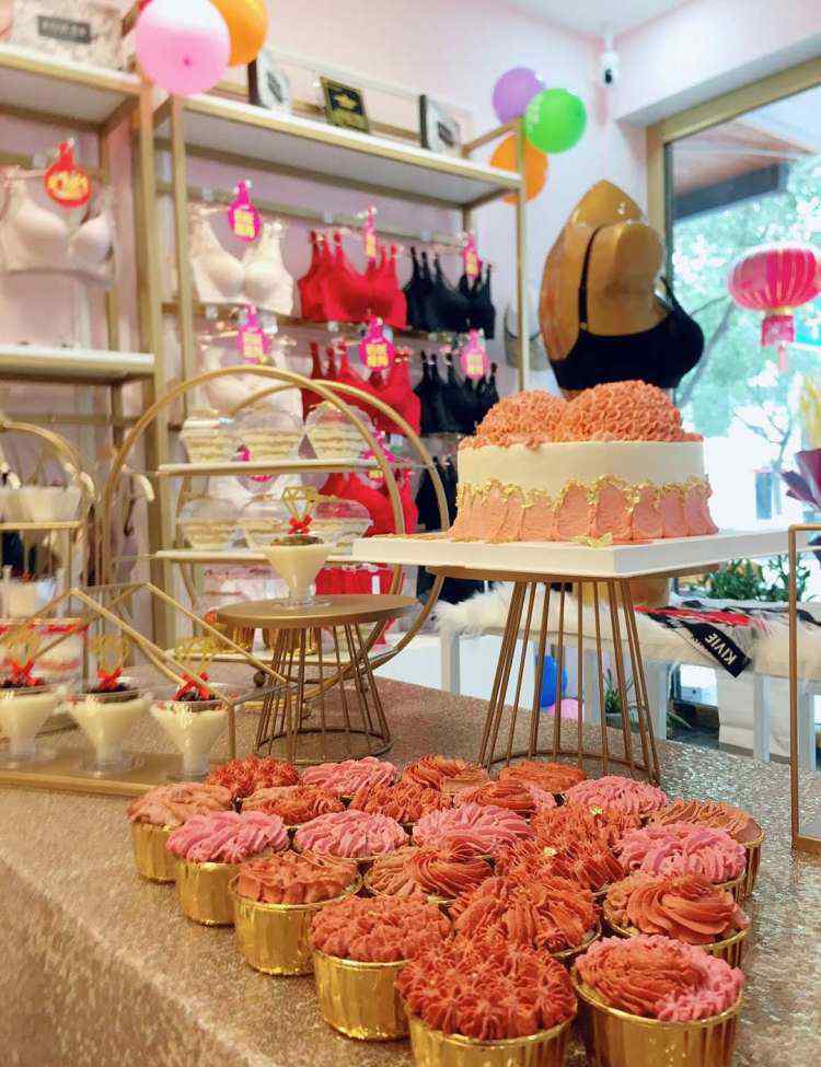 内衣店利润 内衣加盟店拿货打几折？内衣加盟店利润多少？