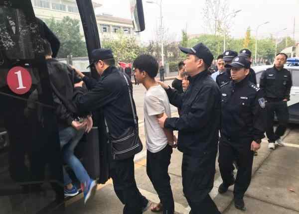 网络恋爱诈骗套路 美女加好友 男子给5000惊觉被骗文章配图