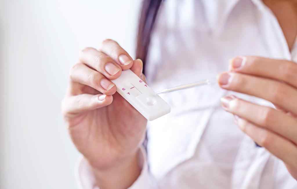 每天测排卵都是弱阳 排卵试纸为什么总显示弱阳？原来是因为……文章配图