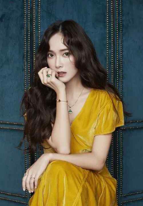 少女时代jessica 偶像衣橱｜离开少女时代的Jessica，后来过得还好吗？文章配图