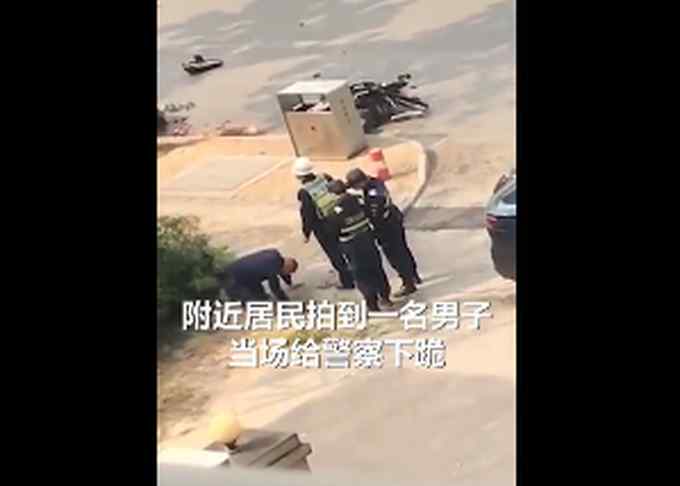 南宁男子驾新车撞行人致4死6伤 车祸现场下跪道歉 网友：都没用！