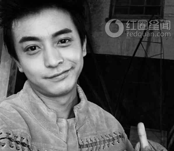 李佳航吧 李佳航有多少钱 李佳航为什么喜欢李晟