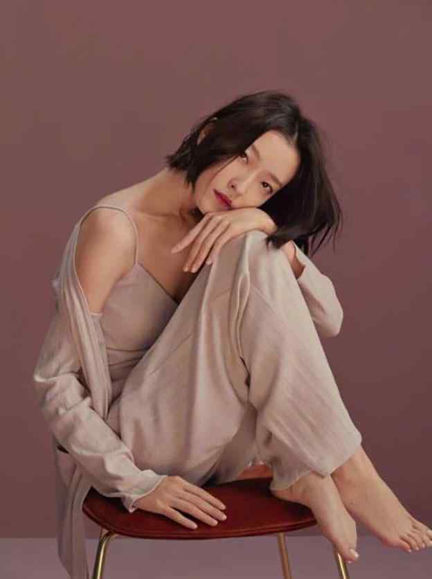 她们的流仪 杜鹃和钟楚曦吊打无数娱乐圈美女，不靠脸，她们靠什么