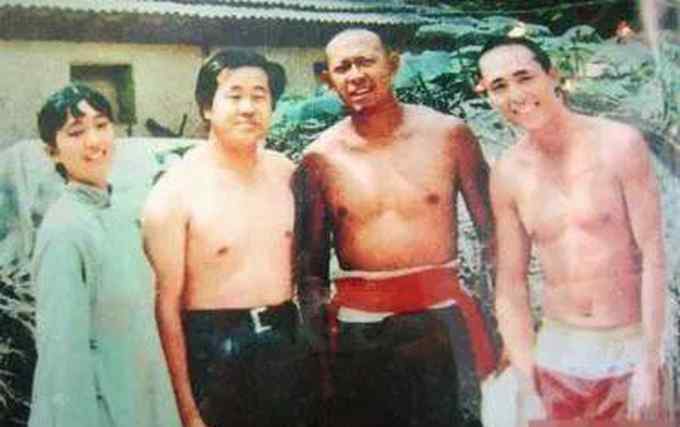 类似浣熊帮帮忙 请回答1988北京版 这些熟悉画面触动记忆神经也暴露真实年龄