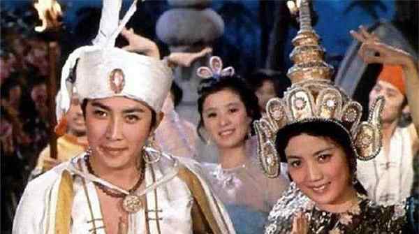 唐国强版诸葛亮 94版《三国演义》：唐国强出演诸葛亮，为何会遭到众人强烈反对？