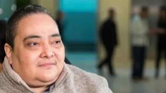 何超雄 赌王“最丑”女儿何超雄：对5千亿家产没兴趣，孤身奋斗百亿身家