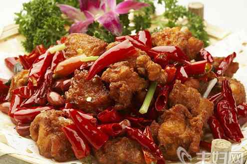 辣子鸡的做法大全 重庆辣子鸡块的家常做法 让人念念不忘的味道
