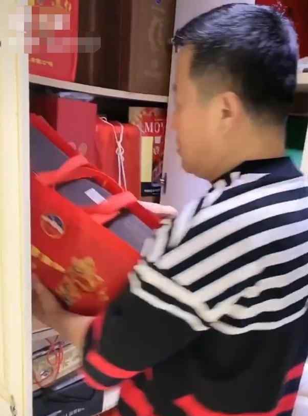 赵本山豪宅 赵本山徒弟们多有钱？刘能豪宅豪车看了就买，王长贵满墙奢侈品