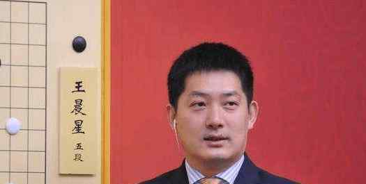 常昊张璇 43岁常昊与51岁妻子张璇，携手走过20年，感情依旧，女儿不爱围棋