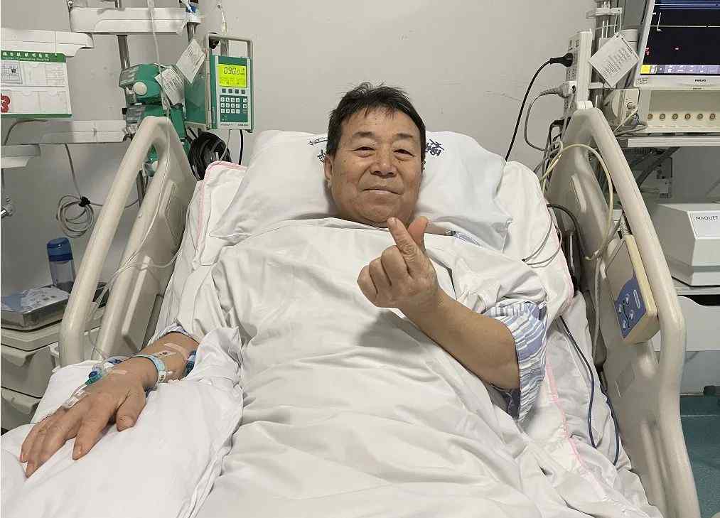 传递“生命之音”！人民日报记者对话写纸条的“老大哥”