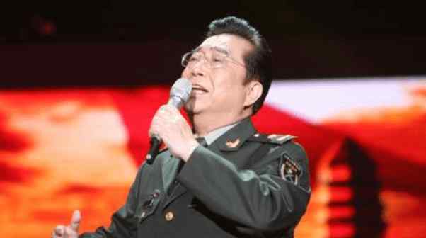 李天一出狱了 李天一被判10年，82岁的李双江卖命商演，为儿子李天一出狱做准备
