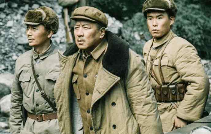 丁勇岱 《跨过鸭绿江》丁勇岱：做3年筛沙工，因角色白宝山，差点挨枪子