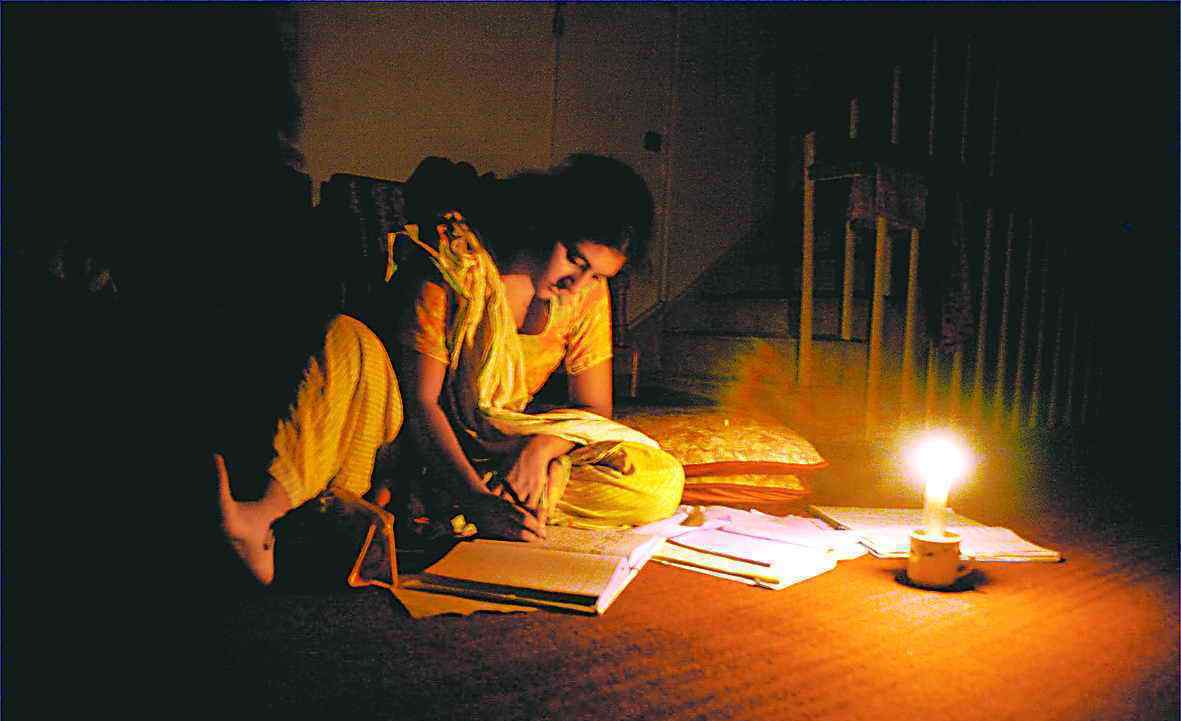 印度停电 没有电，世界便是一片黑暗！巴基斯坦全国停电都是印度惹的祸？