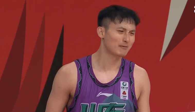 巩晓彬骂人 20分大逆转！巩晓彬骂人激发山东队，哈德森领衔4将齐发太犀利