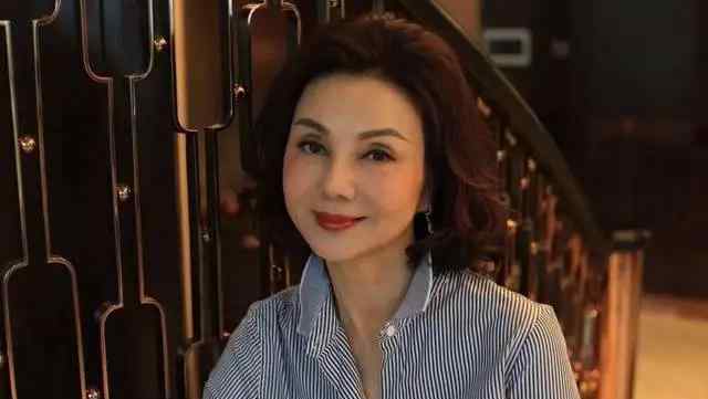 林爱儿 香港传奇贵妇谢玲玲感染新冠？曾是“豪门弃妇”，被王祖贤插足婚姻，如今却