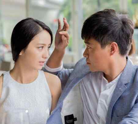 陈思诚和佟丽娅离婚 佟丽娅与陈思诚的现状怎么样 他们两个人真的离婚了吗