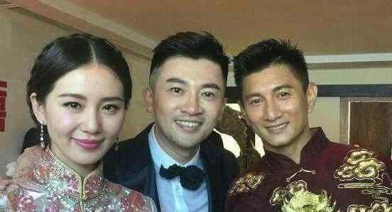 胡歌刘诗诗公开恋情 刘诗诗为何嫁给二婚吴奇隆，投资2亿失败依然被宠，胡歌说出了真相