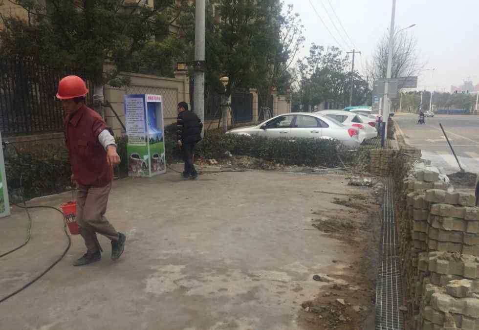 投币洗车机 合肥高新区现投币自助洗车机 洗一次车花费4至6元钱