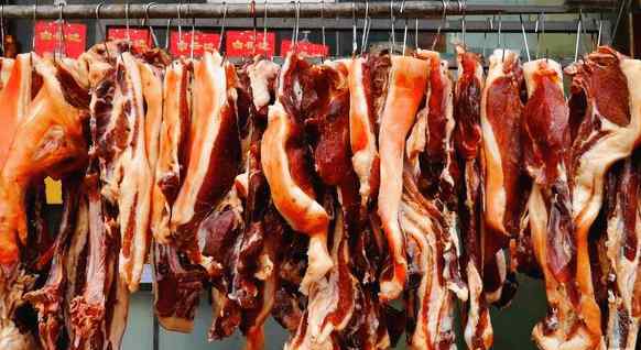 腌腊肉 腌腊肉时，肉需要先“洗”吗？原来一直做错了，难怪肉不香还会臭