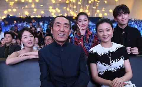 巩俐张艺谋为什么分手 巩俐当初为啥被张艺谋“抛弃”？看到这些照片后，网友：早已注定