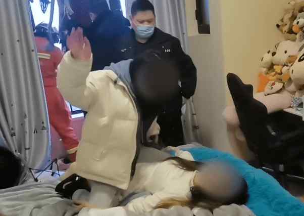 女子轻生被救下后遭闺蜜打耳光 究竟是怎么一回事?