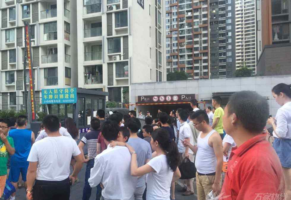 融科城 合肥融科城车位11.2万/个只卖不租 霸王条款引业主频维权