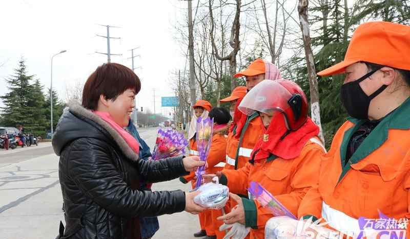 三八节活动 锦绣社区开展多项活动喜迎三八妇女节