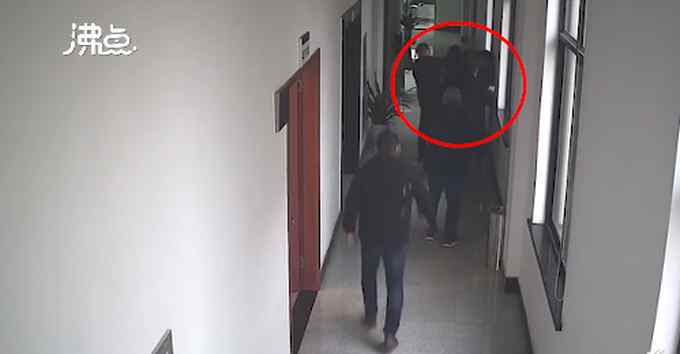 为争500万遗产 兄妹三人在法院大打出手 经调解被罚1万至2万不等