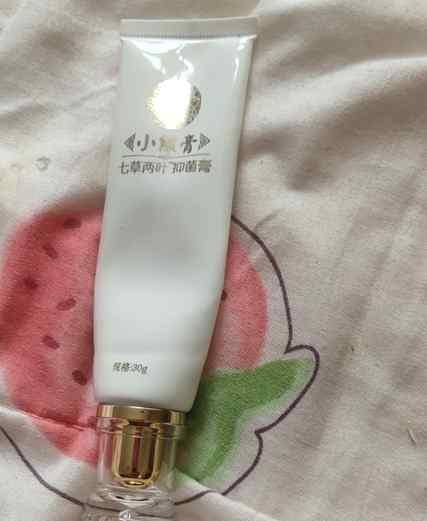 青岛现"大头娃娃" 或因用抑菌膏？厂商：此前未出现相关情况