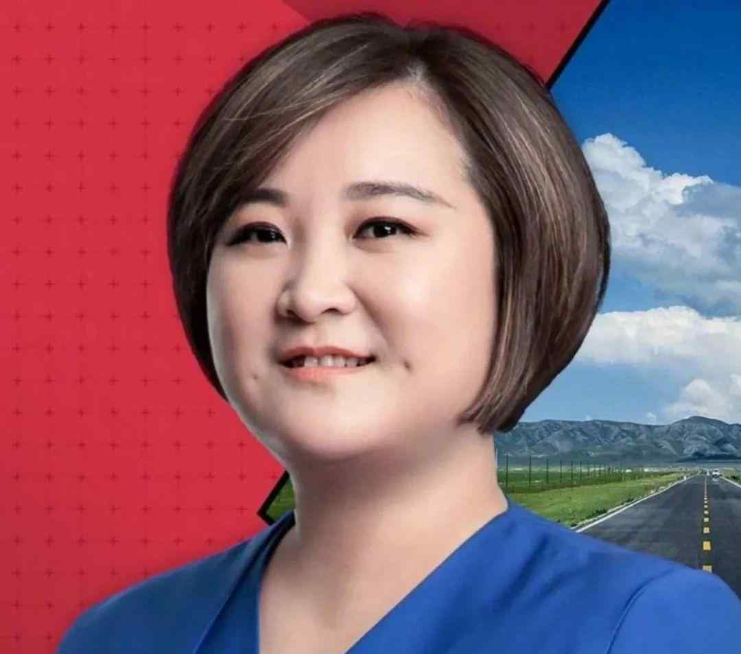 贾玲妈妈 母亲早逝、被男友抛弃、靠冯巩救济，嘻嘻哈哈的贾玲是怎么熬过的？