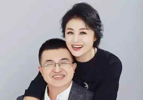 于月仙的姐姐 幸运的于月仙：赵本山小姨子，曾被家人嫌弃，一生未孕却被丈夫宠