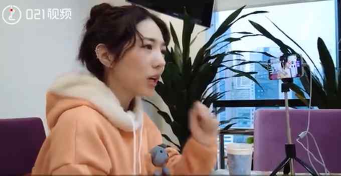 90后上海聋人女孩学说话成人气主播 网友：有梦想就了不起！