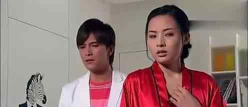 夏家三千金图片 还记得《夏家三千金》中的孙晓菁吗？当年嫌她丑，如今美到认不出