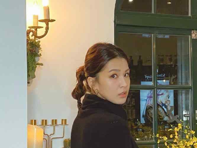 雷婷演员 还记得《终极一班》的雷婷吗？如今36岁留长发，美到让人认不出