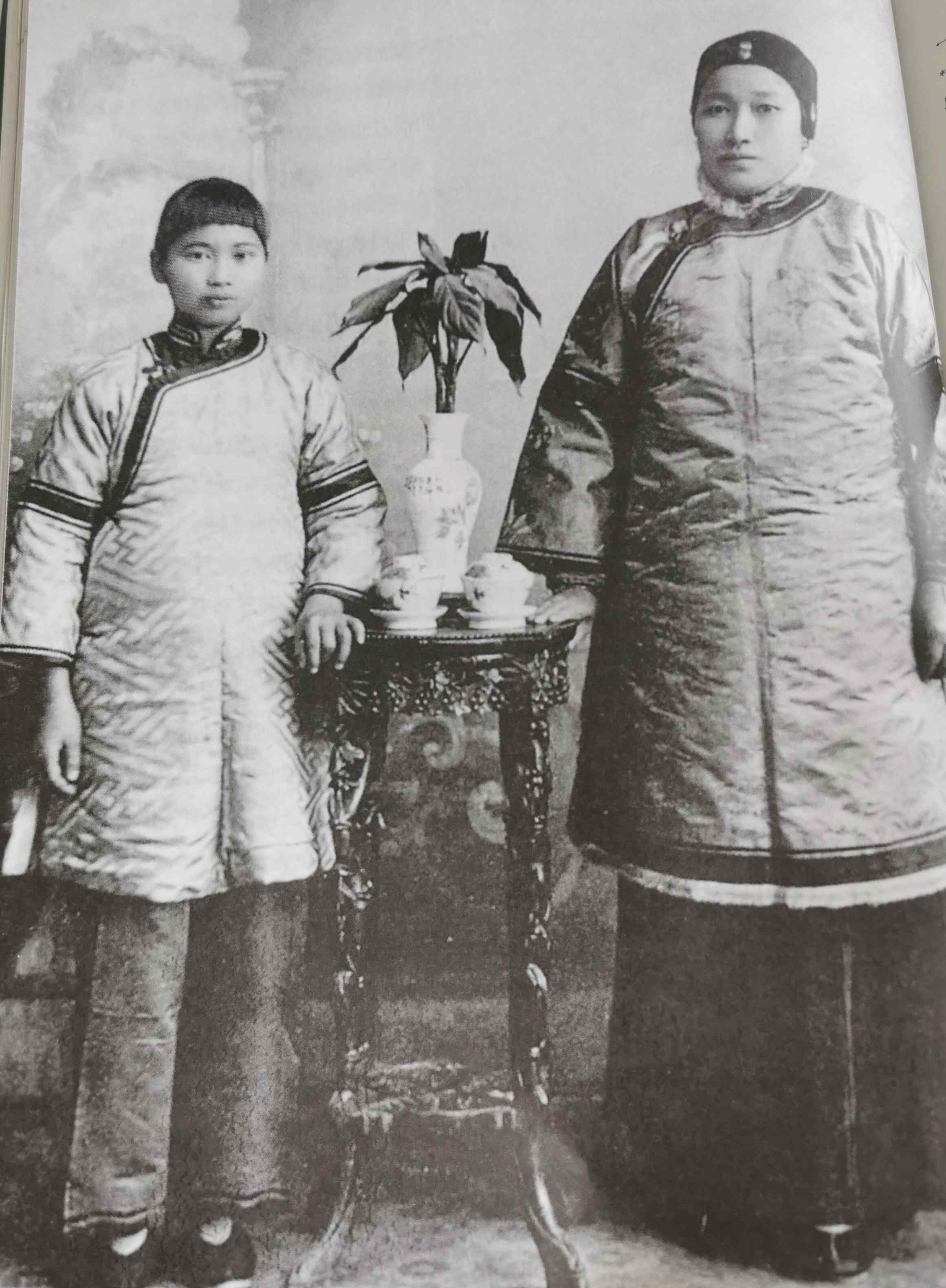 宋氏兄妹 宋子安：宋氏家族与政治最远的老六，却是唯一始终与宋庆龄往来的宋家人