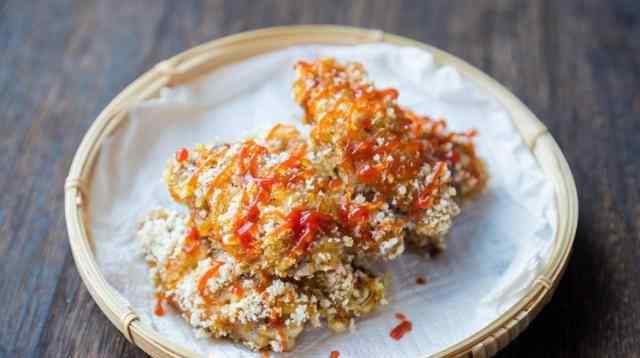 微波炉可以烤鸡翅吗 孩子爱吃烤鸡翅，不用油炸，微波炉轻松搞定，香酥可口，太美味了
